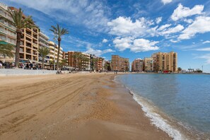 Beach - Petite Charming by Fidalsa (Torrevieja)