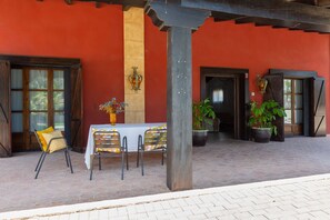 Outdoor dining - Summer Dream by Fidalsa (Catral)
