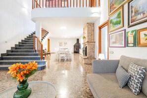 In-room dining - Fidalsa Paradise Pines (Molina de Segura)