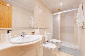 Bathroom - Magical Sunsets by Fidalsa (Guardamar del Segura)