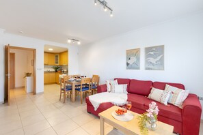 In-room dining - Alicante Hills Penthouse View (Alicante)