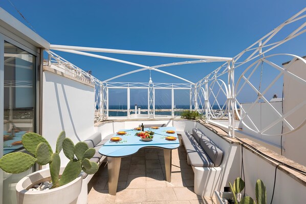 Hus - 2 soveværelser - ryger - balkon | Balkon