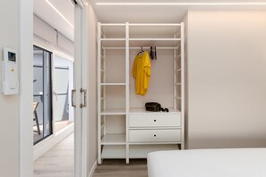 2 Schlafzimmer, Zimmersafe, kostenloses WLAN, Bettwäsche
