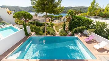 Vil·la | Piscina | Piscina coberta i piscina a l'aire lliure