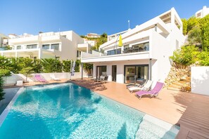 Villa | Pool - Villa in L'escala Near Cala Montgo Beach (L'Escala)