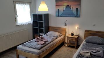 2 Schlafzimmer, Bügeleisen/Bügelbrett, Reisekinderbett, WLAN