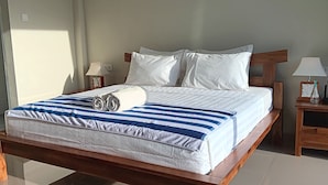 Villa – classic, 2 soverom, privat basseng, utsikt mot høyde