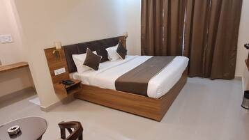 Deluxe Double Room | Free WiFi