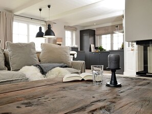 House | Living area