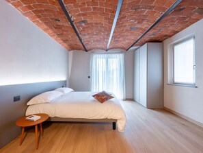 4 slaapkamers, reisbedje, gratis wifi