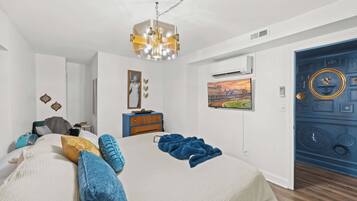 2 habitaciones, tabla de planchar con plancha, wifi y ropa de cama