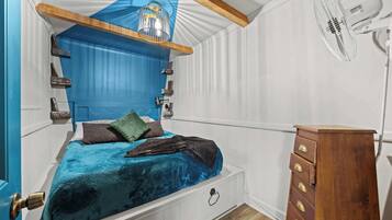 2 dormitorios, tabla de planchar con plancha, wifi y ropa de cama