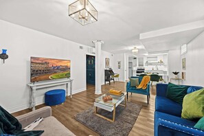 Nicht klassifiziertes Bild, 3 von 73, Schaltfläche