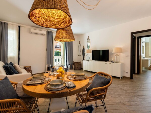 Living area - Nice apartment for 4 guests with A/C, WIFI and terrace (Andora)
