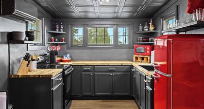 Top Floor Apt Near Churchill Downs & Expo Center