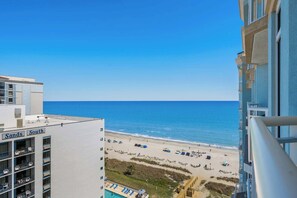 On the beach - HS Unit 1125 - Ocean View! (Myrtle Beach)