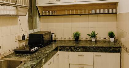 3 BHK Gem by Hauz Khas Fort with WiFi, AC in lovely New Delhi