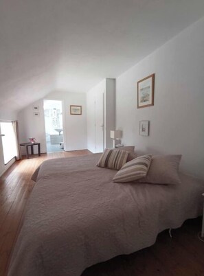 8 Schlafzimmer, WLAN, Bettwäsche