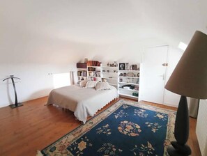 8 chambres, Wi-Fi, draps fournis