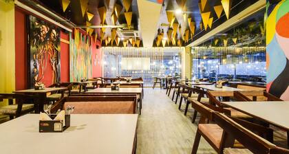 Super Townhouse Madhapur 100 Feet Road