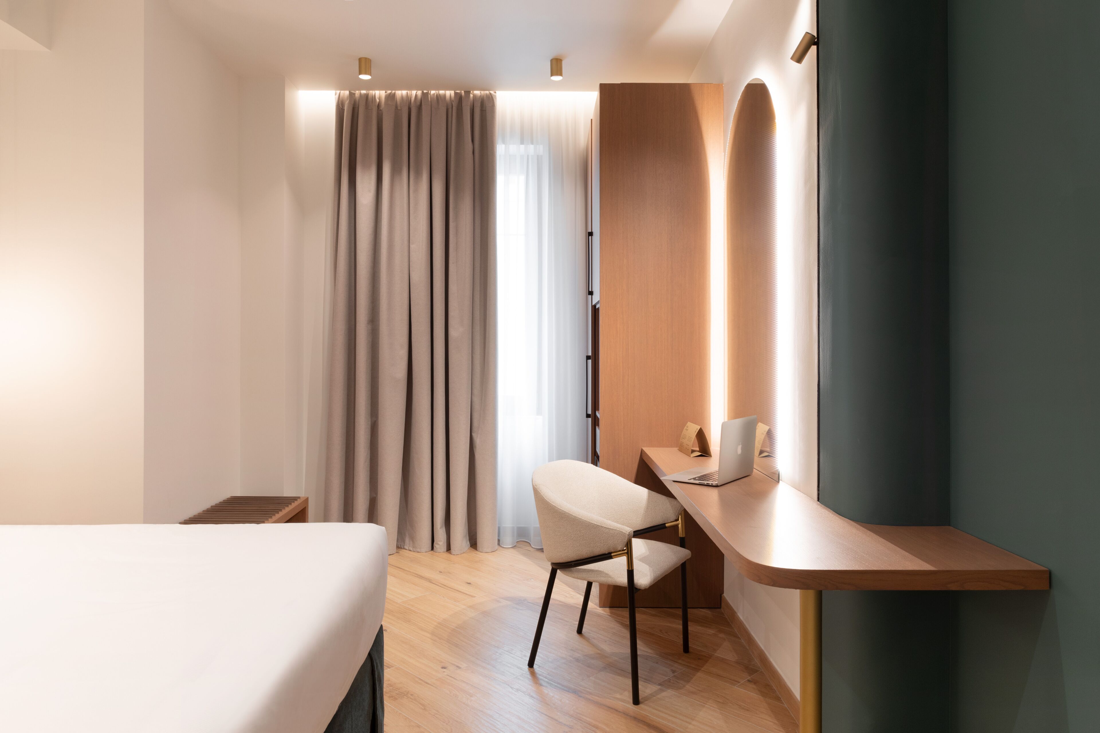 Elegant Double Room | Sábanas de algodón egipcio y ropa de cama de alta calidad