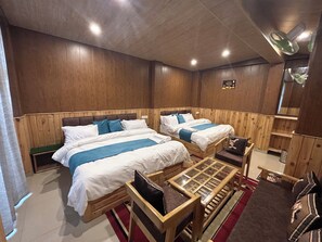 Deluxe Double or Twin Room | Free WiFi - Hotel Ganpati (Lohaghat)