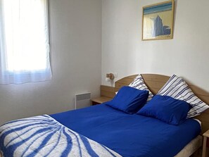 3 bedrooms, travel crib, free WiFi