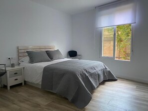 2 sovrum, strykjärn/strykbräda, wi-fi och sängkläder
