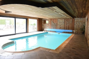 House | Pool