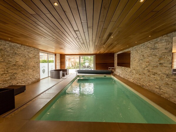 Pool - Villa in Coo With Indoor Pool & Near Waterfalls (Stavelot)
