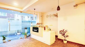 House | Reception