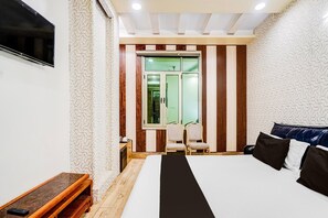 1 bedroom - Elegant Stays at Keshavpuram by Shree Pushpraj (Kanpur)