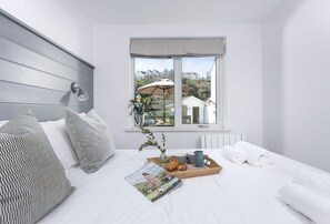 2 dormitorios, tabla de planchar con plancha, wifi y ropa de cama