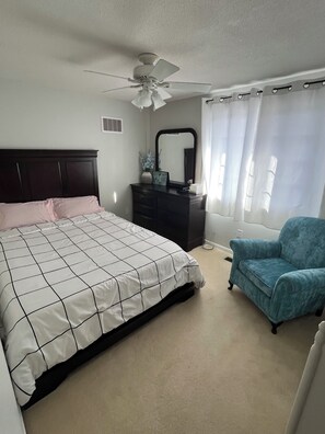 5 多间卧室、熨斗/熨衣板、WiFi、床单