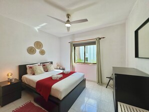 1 soveværelse, sengetøj