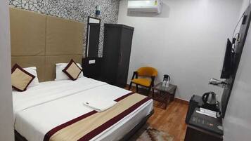 Habitación Deluxe doble | Escritorio y wifi gratis