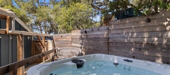 House of Joy-Sleeps 12