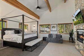 5 chambres, fer et planche à repasser, lit de bébé portatif