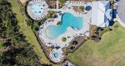 Chic Family Retreat Near Tampa, Orlando & Sarasota