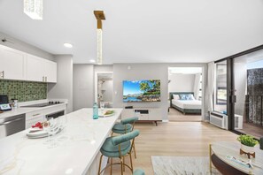 1 slaapkamer, een strijkplank/strijkijzer, gratis wifi, beddengoed