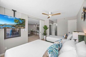 1 bedroom, iron/ironing board, free WiFi, bed sheets - 6FL Renovated Waikiki Suite, Near Beach + Parking (Honolulu)