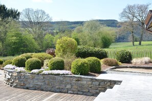 Garden - Farmhouse in Belgium Near Lake Coo & Jacuzzi (Trois-Ponts)