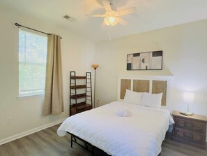 2 bedrooms, iron/ironing board, WiFi, bed sheets - Great 2BR condo at River Oaks (Myrtle Beach)