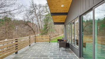 ุงูู
ูุดุฃุฉ ู
ู ุงูุฏุงุฎู