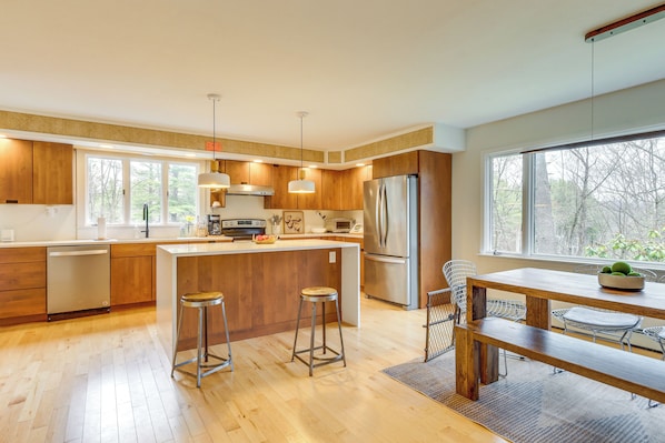 House (3 Bedrooms) | Front of property