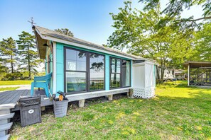 House (1 Bedroom) | Interior - Tiny House w/ Big Views: Cabin in Shiloh! (Shiloh)