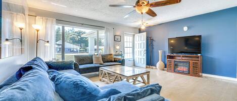 House (2 Bedrooms) | Front of property