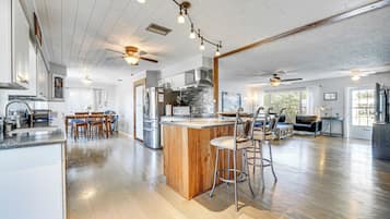 Rumah (2 Bedrooms) | Interior