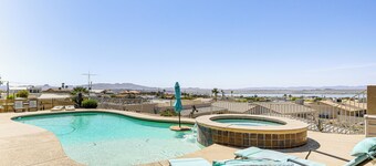 Lake View & Games: Spacious Oasis in Lake Havasu!