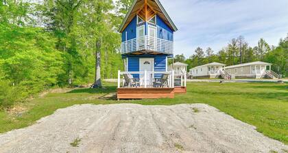 2 Mi to Msu: Tiny Home w/ Furnished Deck!